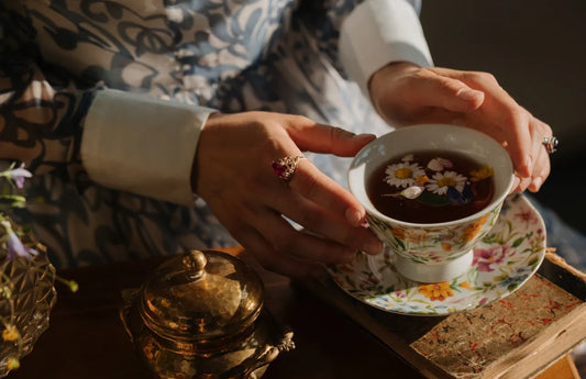 The Secret Benefits of Chamomile Tea: Calming Your Mind, Body, and Ailments